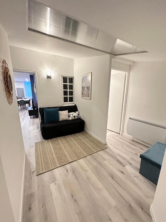 ** Grand appartement cosy au centre de Nay ** Extérieur photo