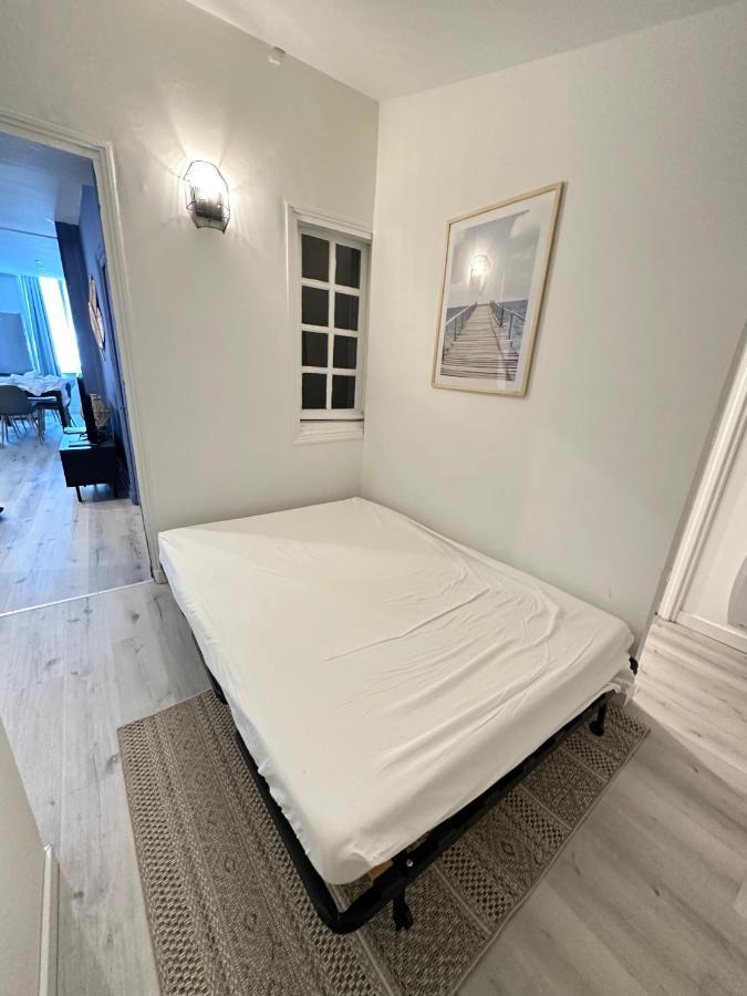 ** Grand appartement cosy au centre de Nay ** Extérieur photo