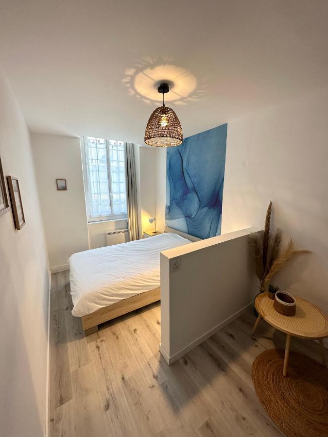 ** Grand appartement cosy au centre de Nay ** Extérieur photo